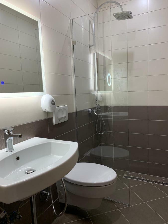 Hotel Lahuta Bajram Curri المظهر الخارجي الصورة