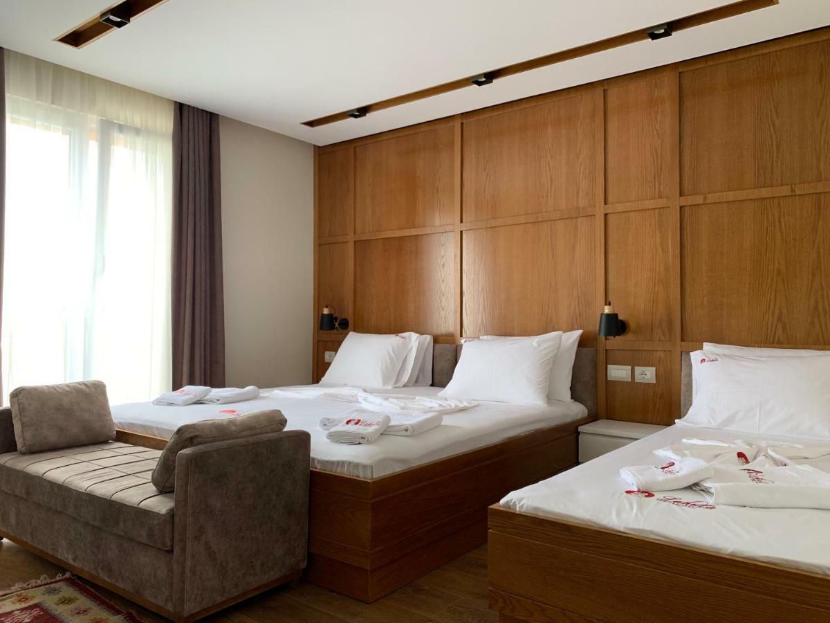 Hotel Lahuta Bajram Curri المظهر الخارجي الصورة