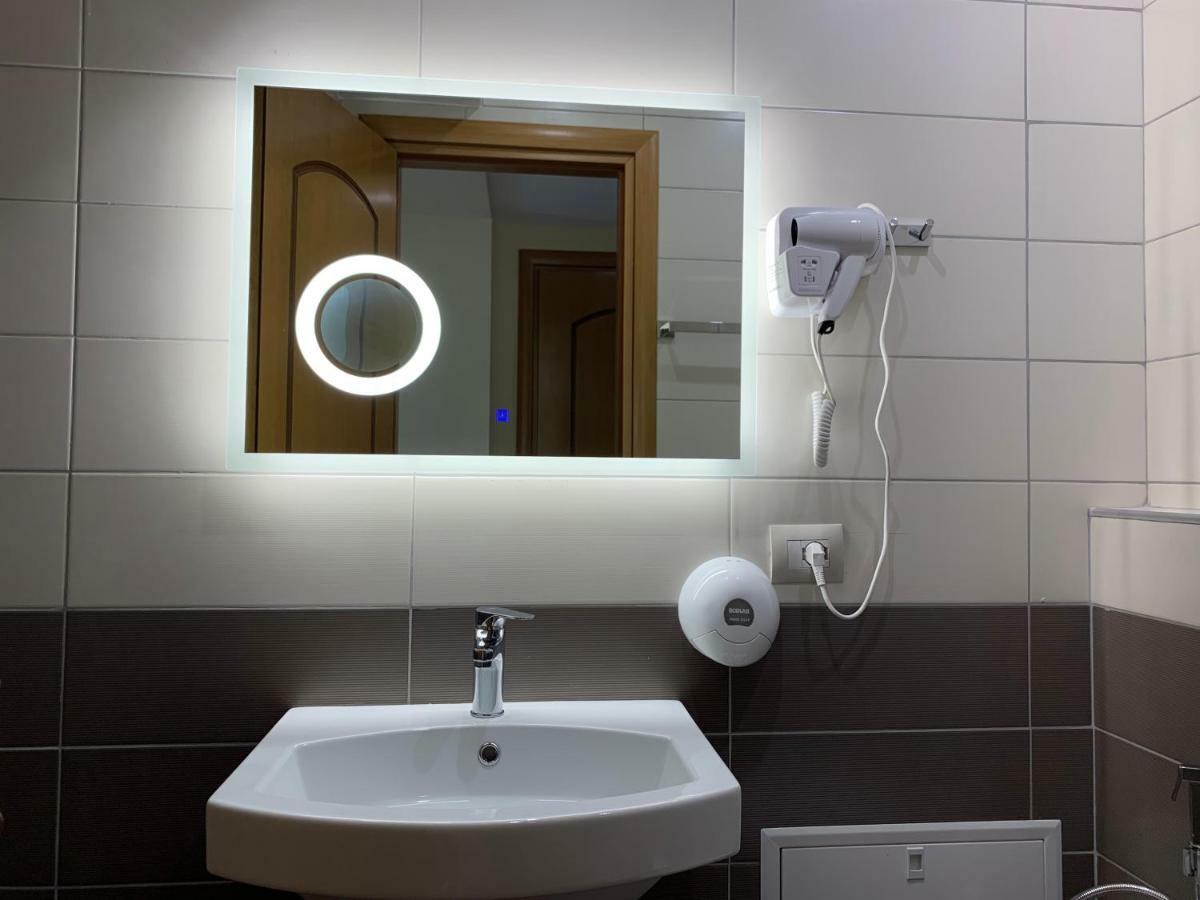 Hotel Lahuta Bajram Curri المظهر الخارجي الصورة